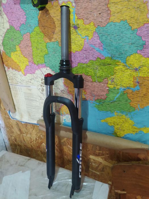 Вилки різні з амортизатором і без.РозпродажНові і вживані.розмір 24/ 2