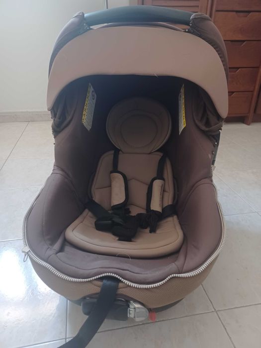 Ovo e alcofa Jané (2em 1) bege em otimo estado