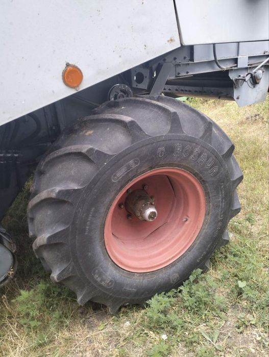 Комбайн Вектор 410