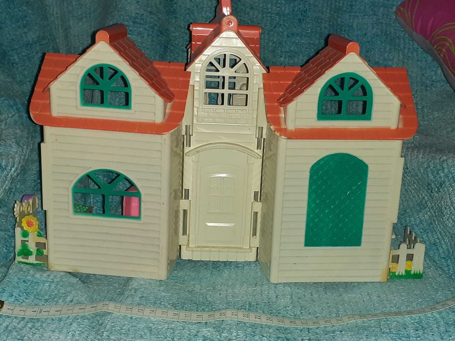 Casa de Bonecas Móvel