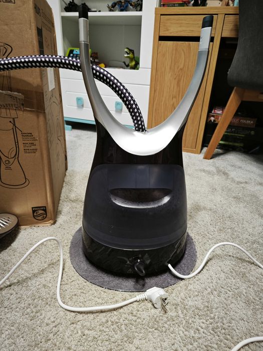 Parownica do ubrań steamer Philips ComfortTouch GC553