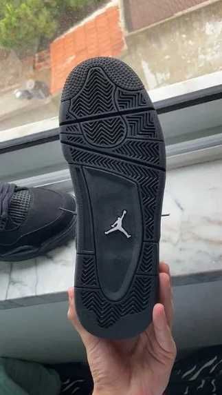 Jordan 4 Retro Black Cat r.42