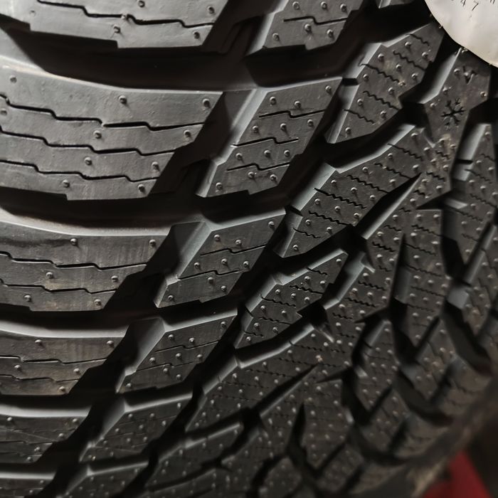 225/55/16 XL Nokian z 2025 roku