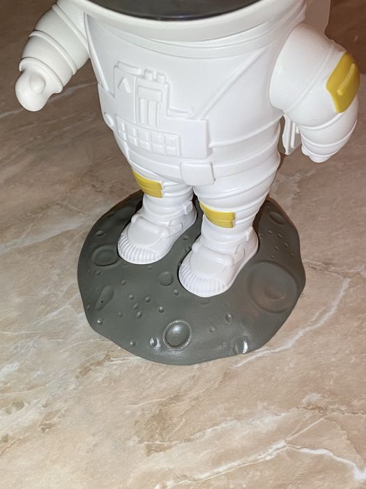 => Нічник проектор Астронавт Зоряне небо. Лазерный Ночник Космонавт