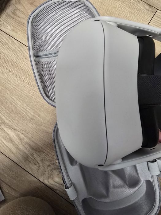 Gogle VR Meta Oculus Quest 2 128GB + Elite Strap + Bateria