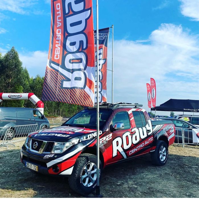 Narava D40 2.5 dci 2010