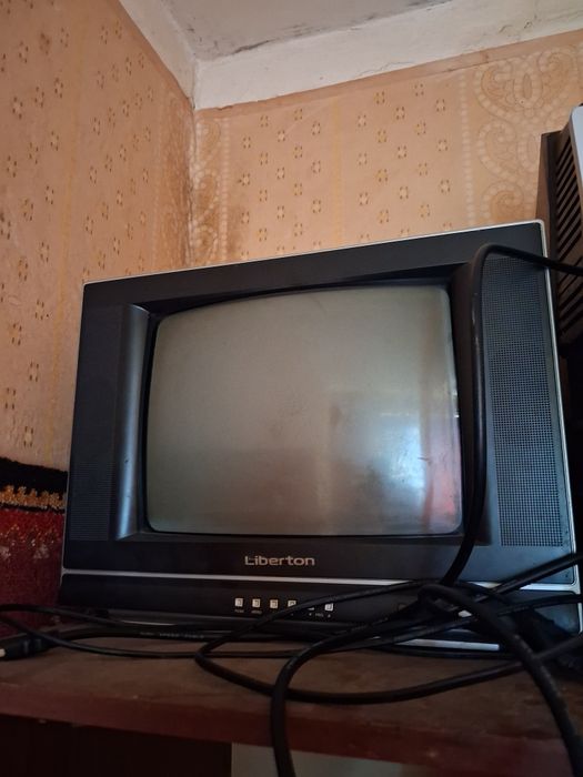Продам телевизори