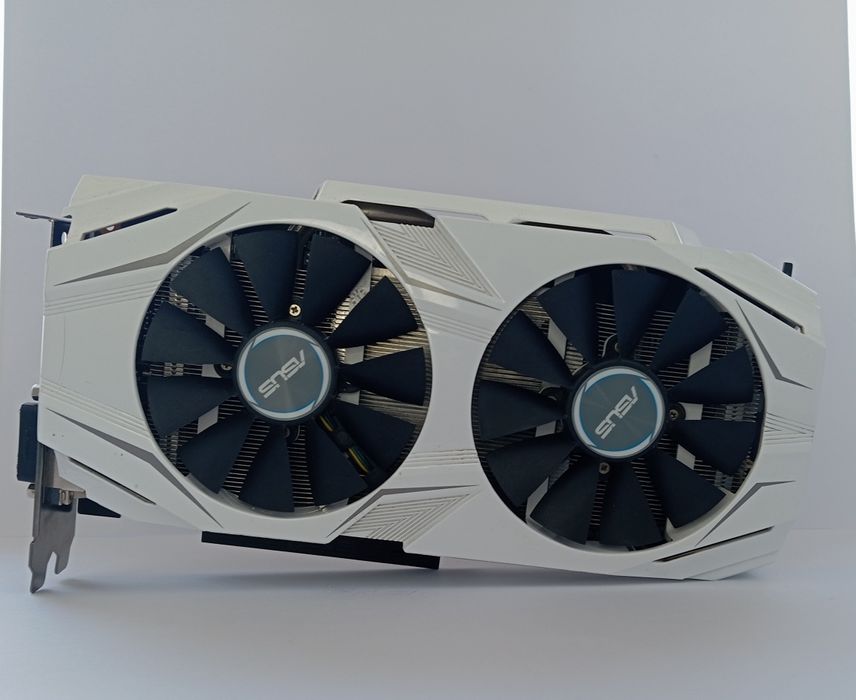 Відеокарта GTX 1060 3 гб ASUS з дефектом