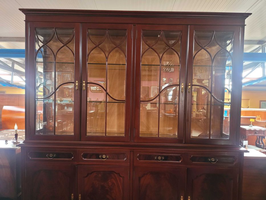 Móvel de sala ou escritório - Muito bom estado geral