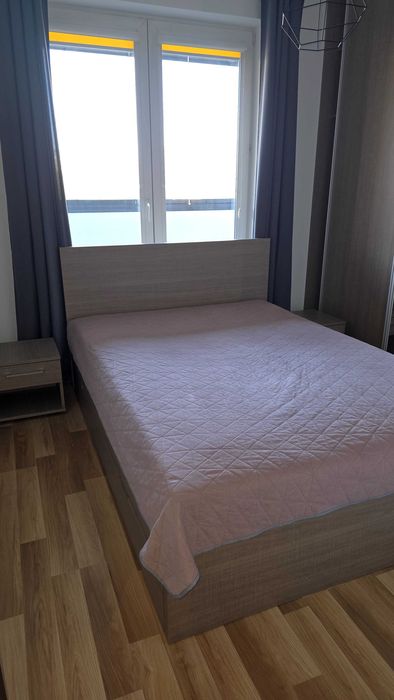 Łóżko 140cm szafki nocne +materac