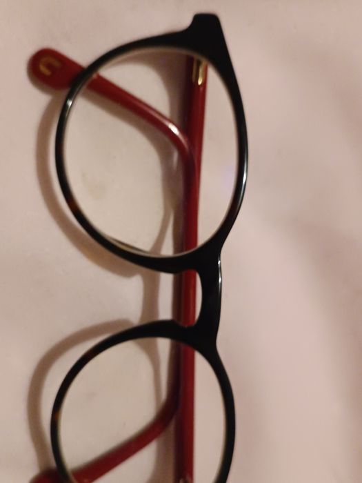 Óculos graduados Carrera