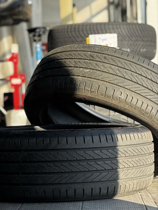 Komplet Opon letnich Continental Premium Contact 235/50 R19 Opony