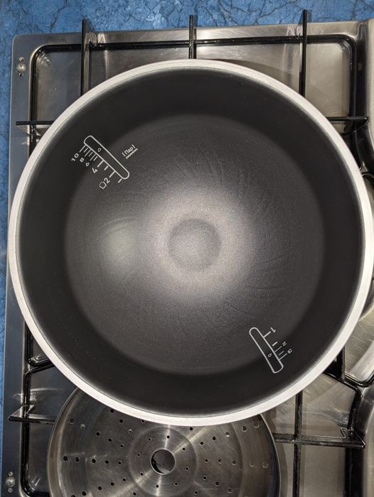 Продам мультиварку Tefal Multicook & Bake IH