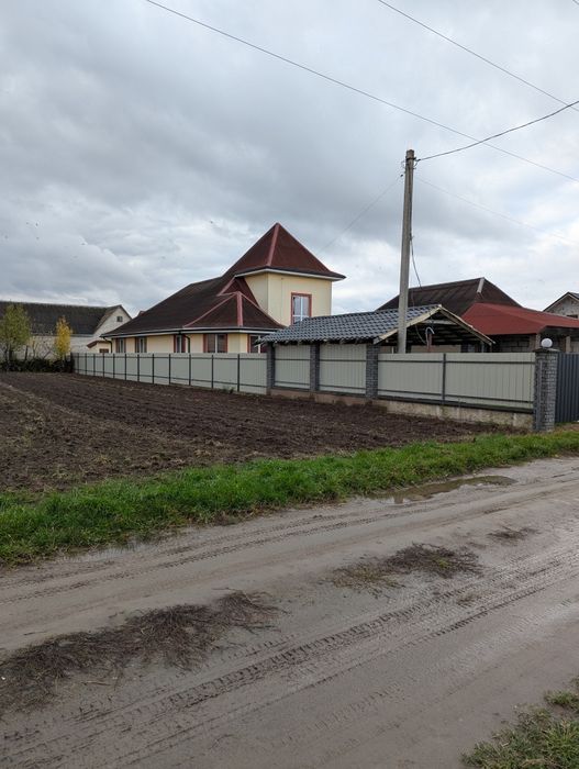 Продається 1,5 поверх. обжитий будинок в с. Княгининок.