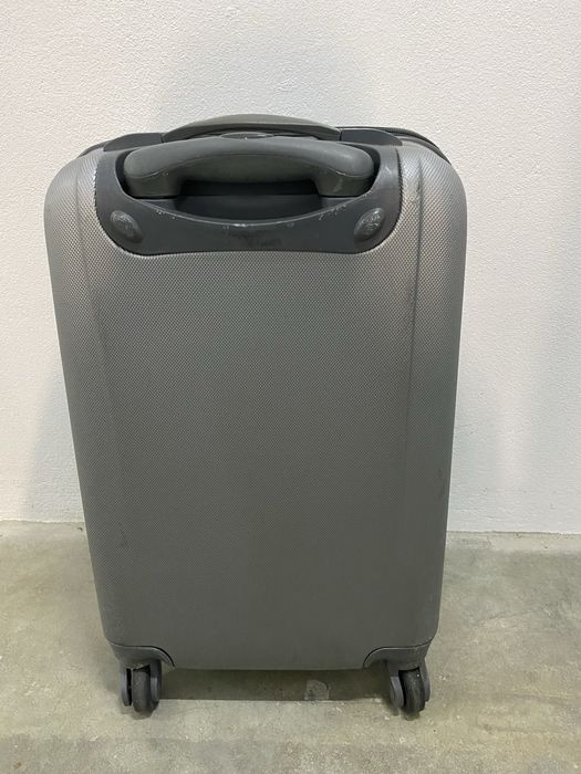 Mala cabine rigida - rachada