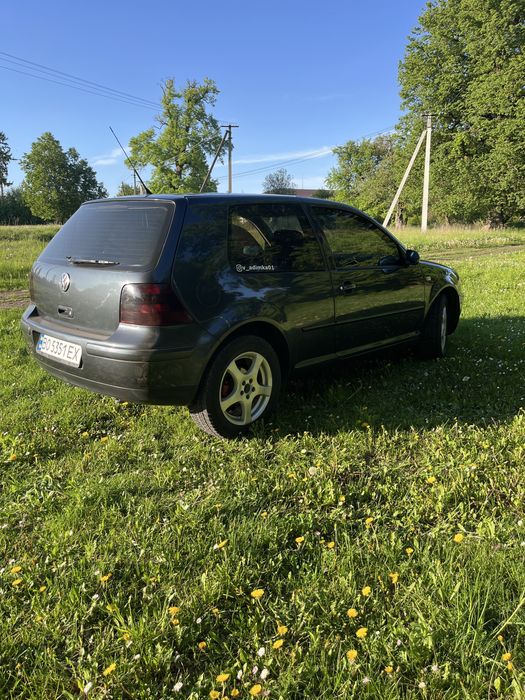Продам Volkswagen Golf 4