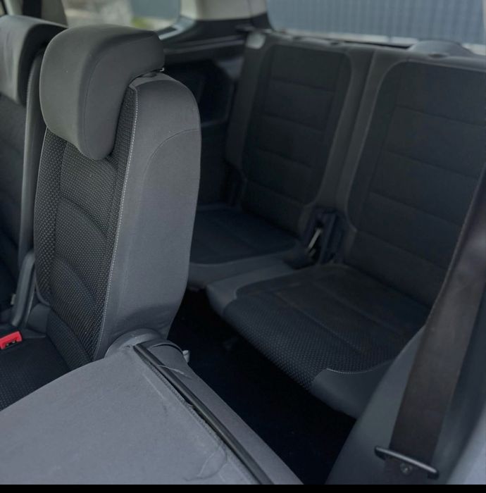 VW Touran 1.6 TDI BlueMotion 2012 7 Lugares