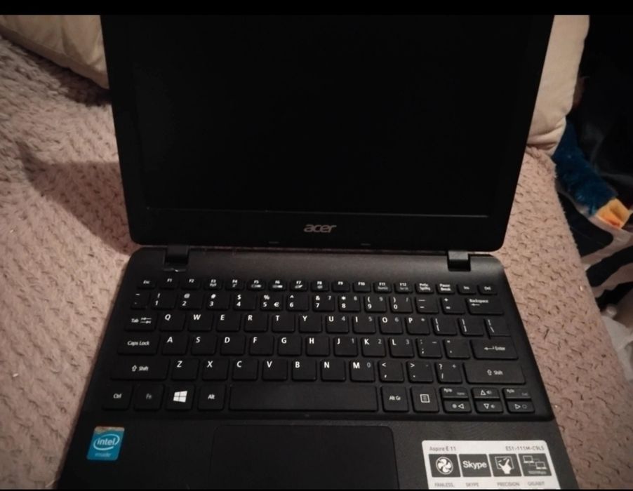 Acer laptop sprawny