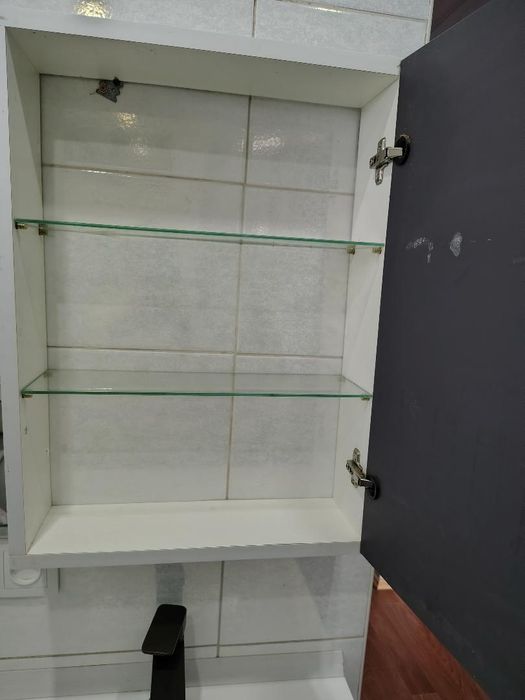 Шкафчик для ванної, дзеркальний