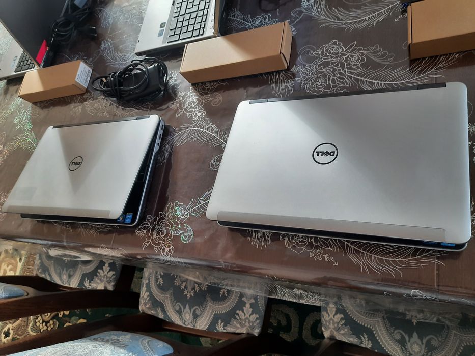 Бізнес класа ноутбук,4ядра,8 озу,500gb hdd,акб держить