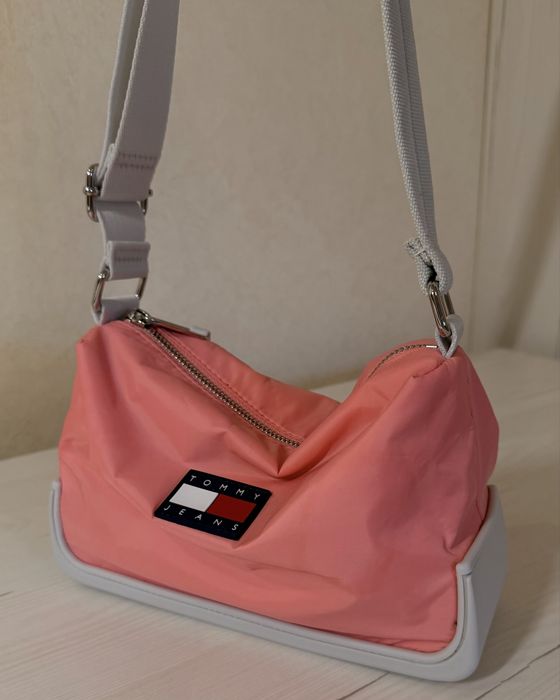 Сумка Tommy Hilfiger рожева