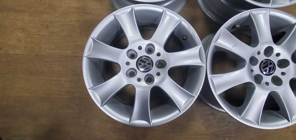 Диски 5 112 R15 B.A.T. Germany Volkswagen VWAG 6J, ET45, ЦО57,1