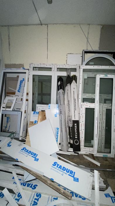 Portas e janelas em pvc a venda