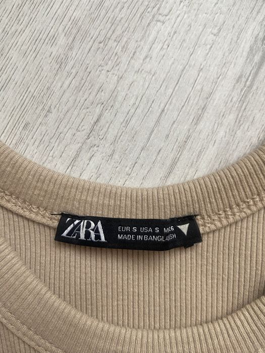 бежеве платя від zara