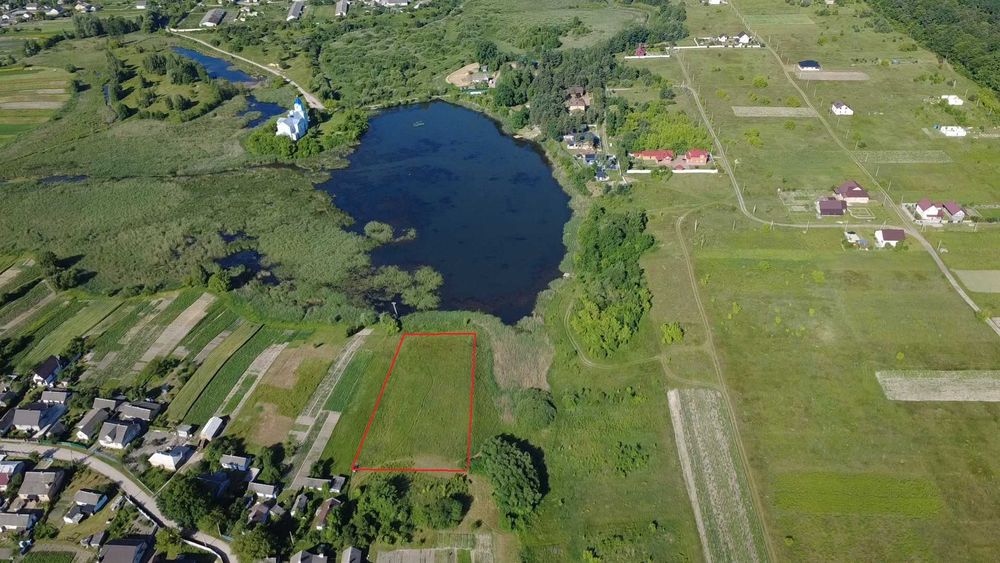 Ділянка 30 сот. Прямий вихід до озера