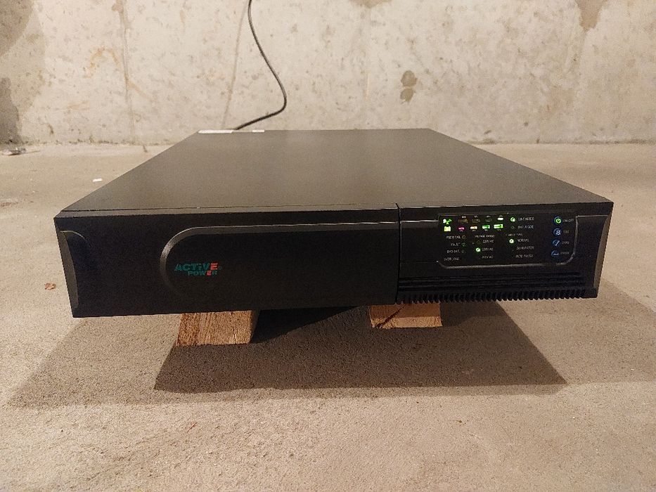 UPS Active Power Rack 3000