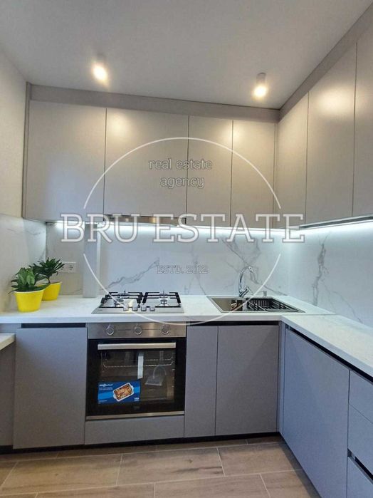 Продам 2к кв-ру з новим ремонтом Дарниця, Дніпровський р-н