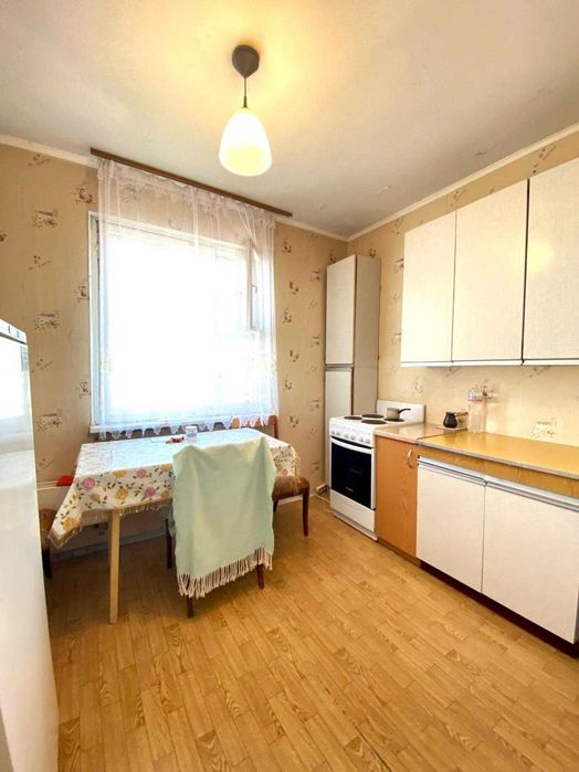 Оренда кімнати в квартирі, для дівчини, Урлівська 3, метро Позняки