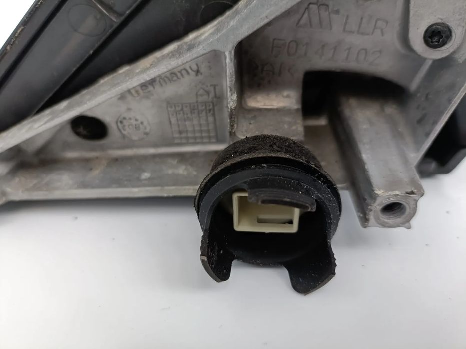 Retrovisor / espelho direito BMW 1 (E87)