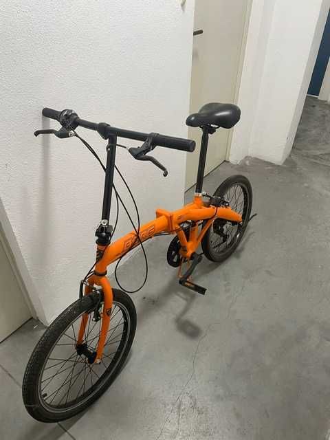 Bicicleta com 6 mudanças (roda 20) totalmente dobrável