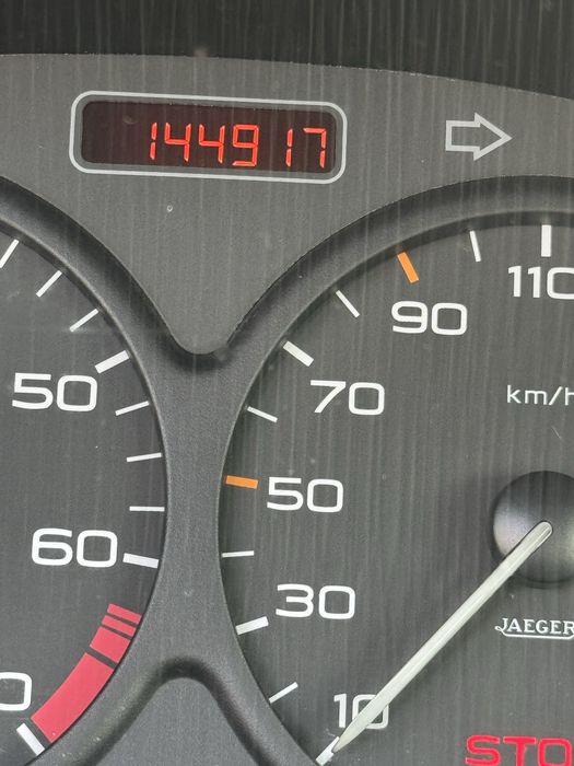 Peugeot 206 com avaria