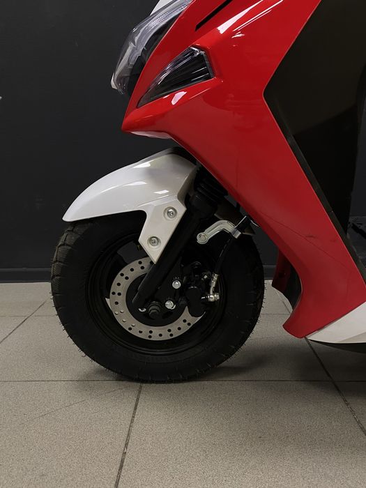Скутер SPARK SP125S-15N