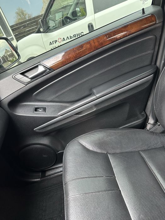 Продам Mercedes ML 2011 р.в.