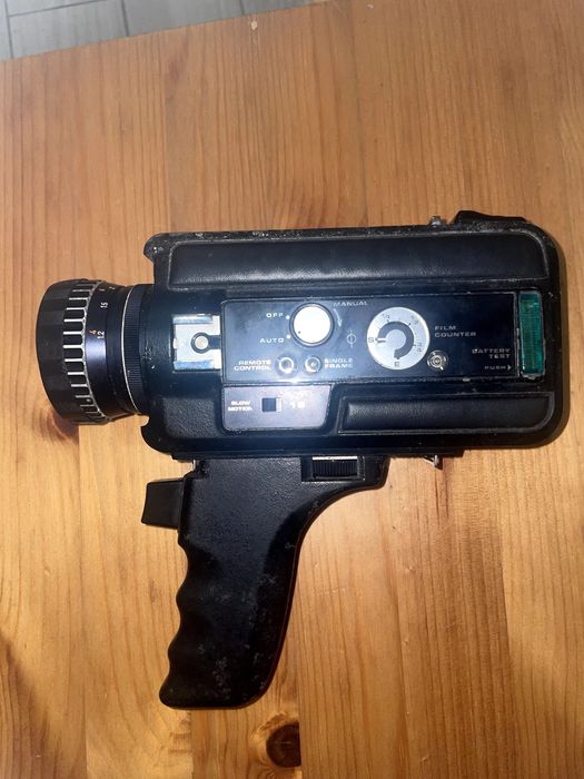 Câmara de filmar Super 8 Argus Cosina 735