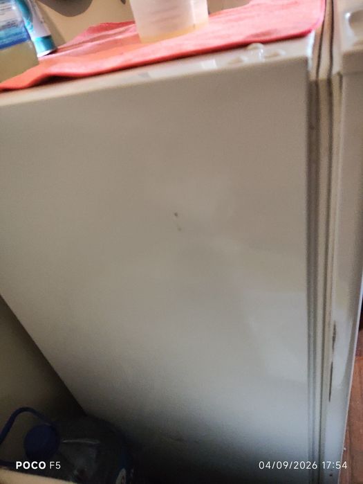 Mini Frigorífico HÆGER — Ideal para Quarto, Escritório ou Estudantes