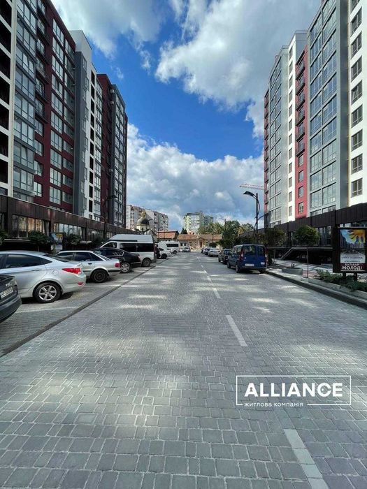 1 кім. квартира з кухнею-студією та виглядом на гори