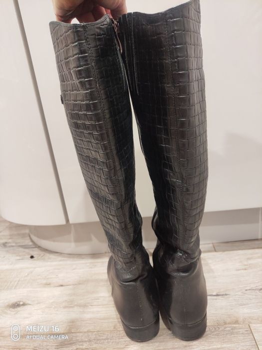 Продам женские сапоги 37,38 р