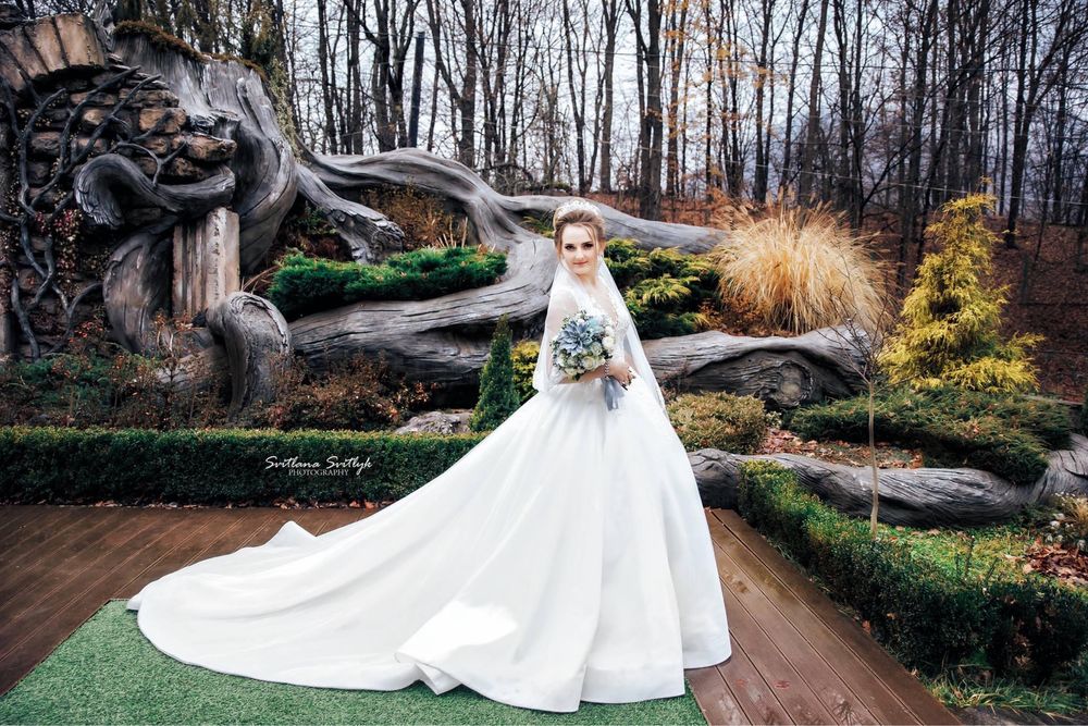 Весільна сукня фатінова