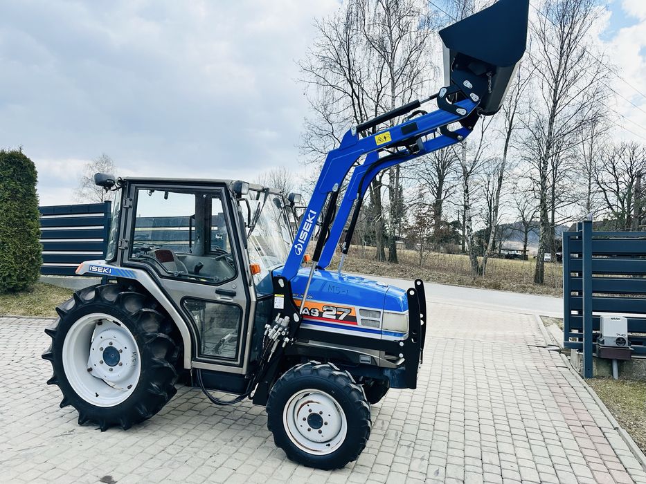 Traktor Iseki Geas 27 - 27 km Kabina ładowacz Tur 3 sekcje piękny
