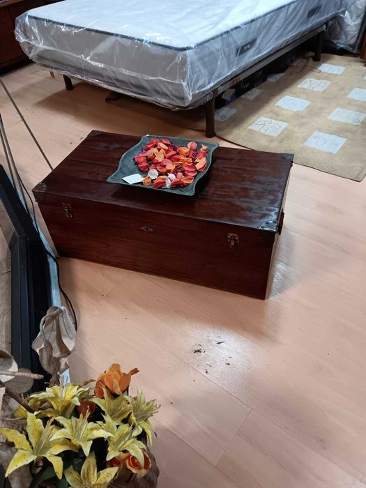 Arca madeira maciça