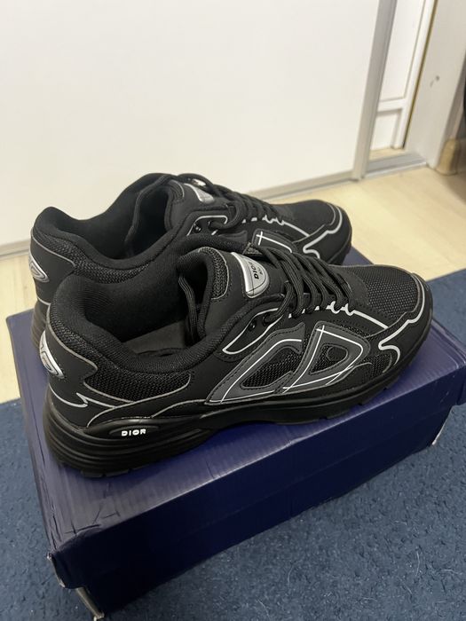 Dior B30.