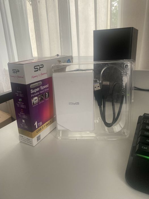 Карта пам'яті HDD 1Tb.