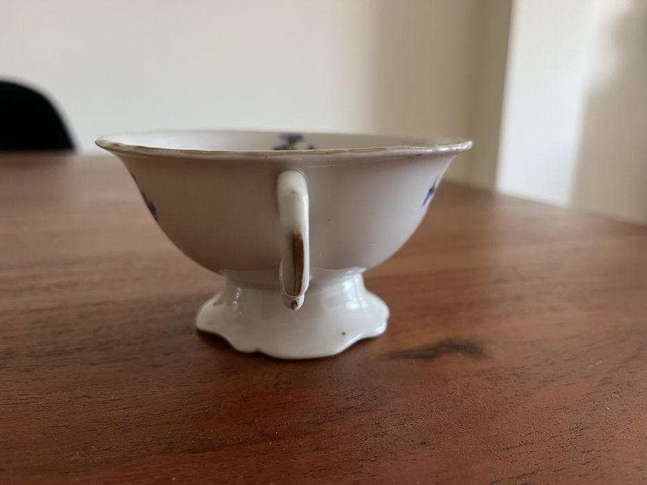 Chávena antiga Vista Alegre