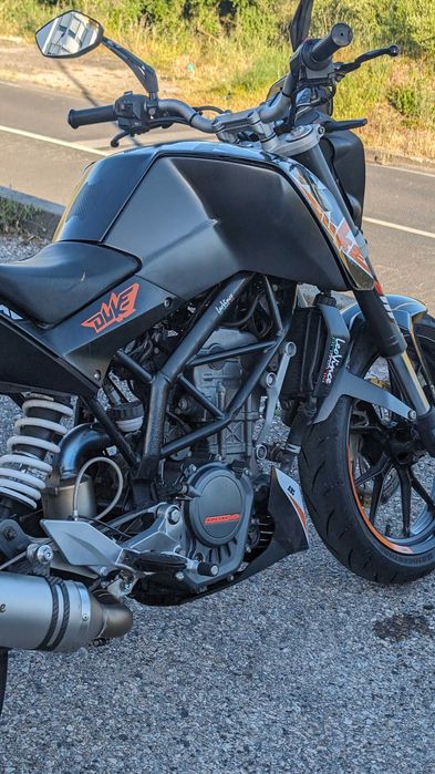 Mota KTM Duke 125