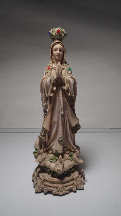 Estatuetas religiosas em cerâmica e marfinite