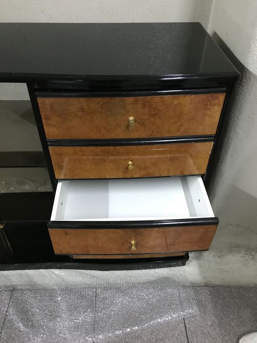 Movél /comoda lacado em preto alto brilho